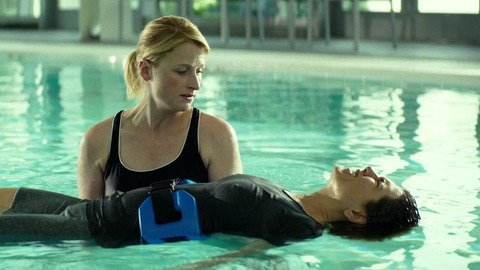 Pic: Jennifer Aniston in Cake