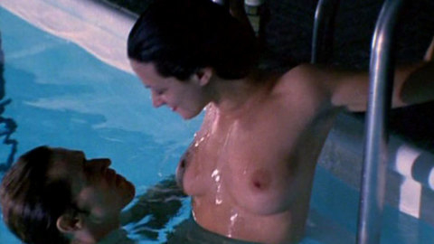 Pic: Asia Argento in New Rose Hotel