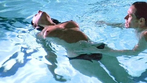 Pic: Asia Argento in New Rose Hotel