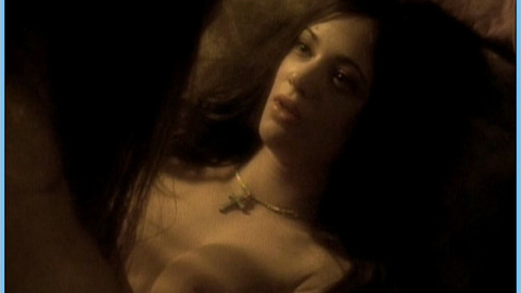 Pic: Asia Argento in Phantom of the Opera