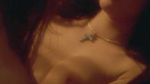 Pic: Asia Argento in The Phantom of the Opera