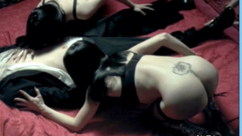 Pic: Asia Argento in Les Morsures de l'aube