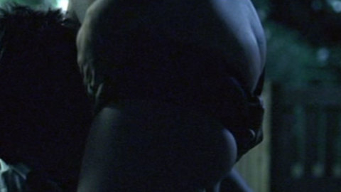 Pic: Asia Argento in Boarding Gate