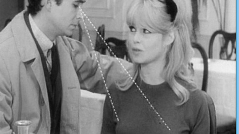 Pic: Brigitte Bardot in Une ravissante idiote