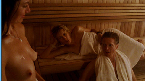 Pic: Justine Bateman in Out of Order