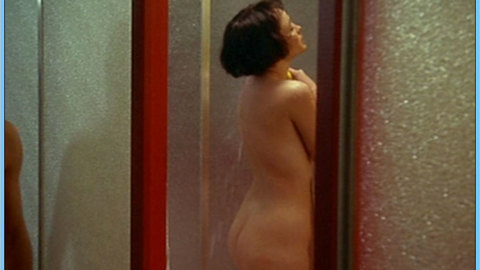 Pic: Emmanuelle B in I Don't Kiss