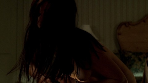 Pic: Leslie Bega in The Sopranos