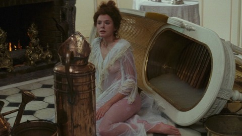 Pic: Annette Bening in Valmont