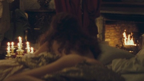 Pic: Annette Bening in Valmont