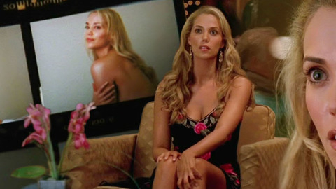 Pic: Elizabeth Berkley in Without a Trace