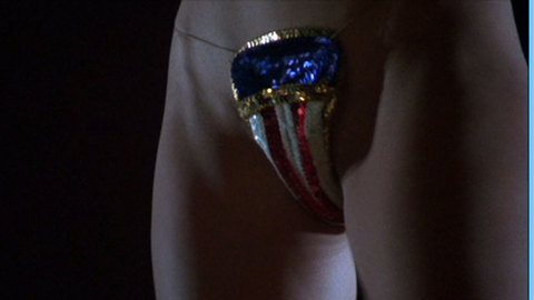 Pic: Sandra Bernhard in Without You I'm Nothing