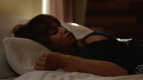 Pic: Halle Berry in Extant