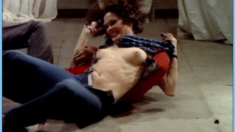 Pic: Martine Beswick in Ultimo tango a Zagarolo