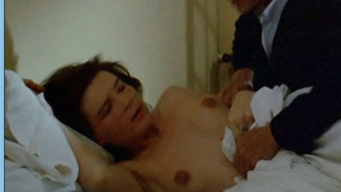 Pic: Juliette Binoche in La vie de famille