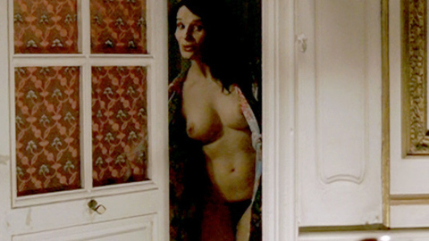 Pic: Juliette Binoche in Disengagement