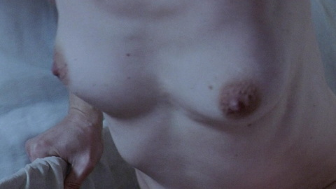 Pic: Juliette Binoche in Camille Claudel 1915