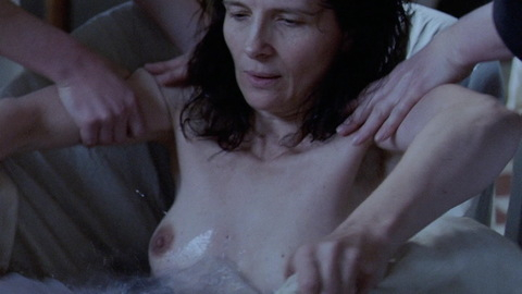 Pic: Juliette Binoche in Camille Claudel 1915