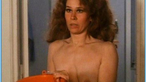 Pic: Karen Black in Miss Right