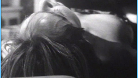 Pic: Corinne Bohrer in Kisses in the Dark