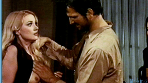 Pic: Barbara Bouchet in Alla ricerca del piacere