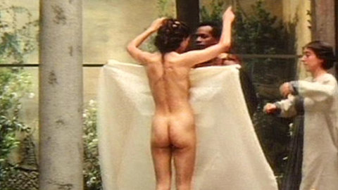 Pic: Carole Bouquet in Dagobert