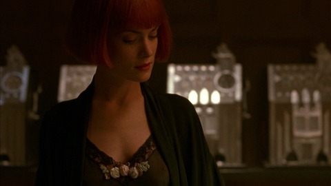 Pic: Lara Flynn Boyle in Mobsters