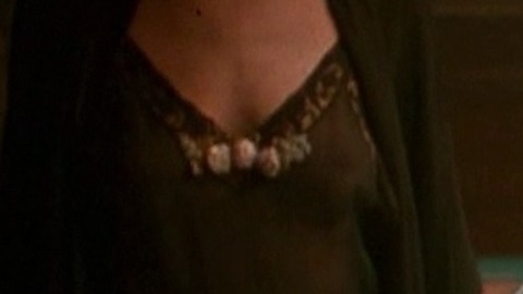 Pic: Lara Flynn Boyle in Mobsters