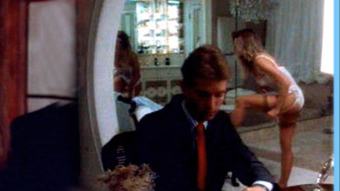 Pic: Tara Buckman in Object of Desire