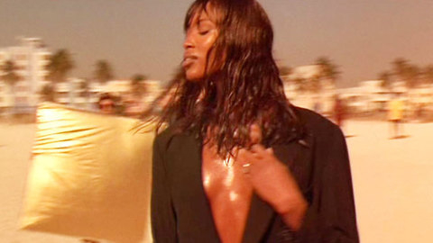 Pic: Naomi Campbell in Miami Rhapsody