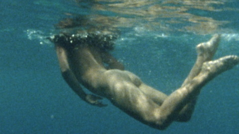 Pic: Phoebe Cates in Paradise