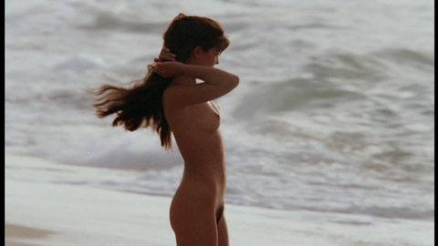 Pic: Phoebe Cates in Paradise
