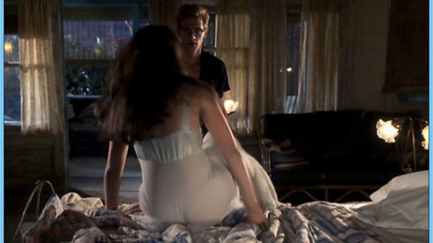 Pic: Valentina Cervi in James Dean (2001)