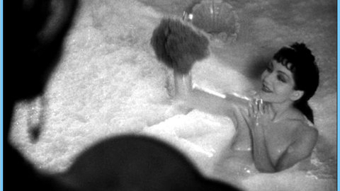 Pic: Claudette Colbert in The Sign of the Cross