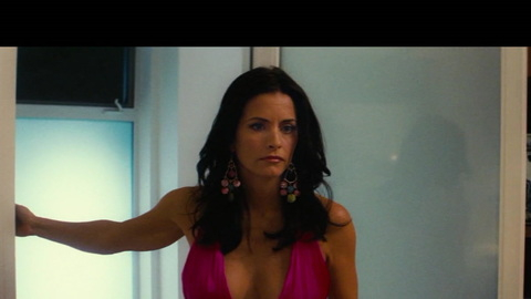 Pic: Courteney Cox in The Longest Yard