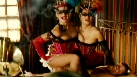 Pic: Penélope Cruz in Bandidas