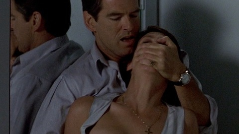 Pic: Jamie Lee Curtis in The Tailor of Panama (2001)