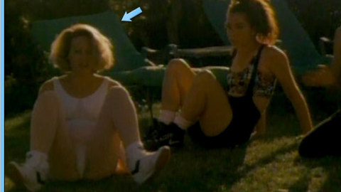 Pic: Beverly D'Angelo in Pterodactyl Woman from Beverly Hills