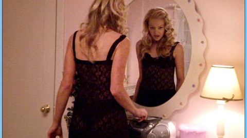 Pic: Portia de Rossi in Arrested Development
