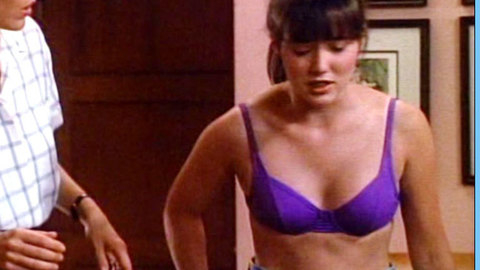 Pic: Shannen Doherty in Beverly Hills, 90210