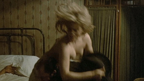 Pic: Faye Dunaway in Doc