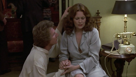 Pic: Faye Dunaway in Eyes of Laura Mars (1978)