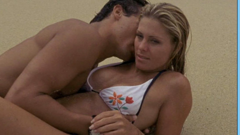 Pic: Nicole Eggert in Baywatch: Hawaiian Wedding