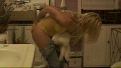 Pic: Nicole Eggert in Dead Lenny (2006)