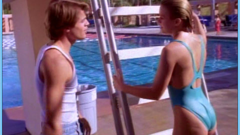 Pic: Nicole Eggert in Baywatch