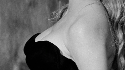Pic: Anita Ekberg in La Dolce Vita