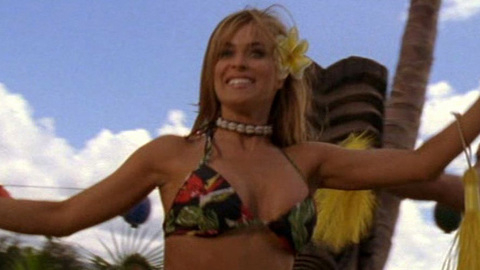Pic: Carmen Electra in Baywatch: Hawaiian Wedding