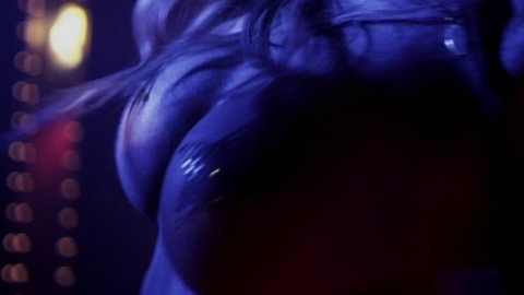 Pic: Carmen Electra in Lap Dance