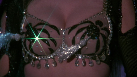 Pic: Cassandra Peterson in Elvira, Mistress of the Dark