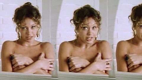 Pic: Anna Falchi in S.P.Q.R. 2000 e 1/2 anni fa