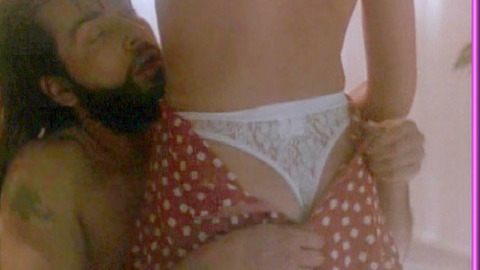 Pic: Linda Fiorentino in Beyond the Law